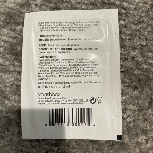 NWT Smashbox Photo Finish Smooth & Blur Primer - Picture 2 of 2